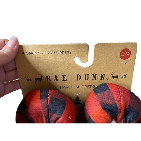 Rae Dunn Women's Cozy Christmas Mama Bear Slippers Black/Red plaid Size S/M(5-7) - Picture 2 of 4